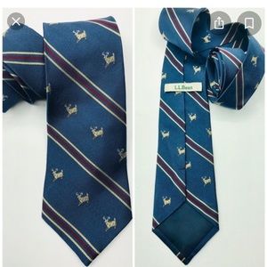 L.L. Bean Blue Striped Men's Tie